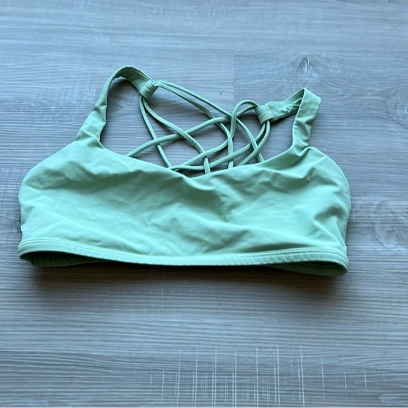 Lululemon athletica Free to Be Bra 10 - Picture 4 of 8